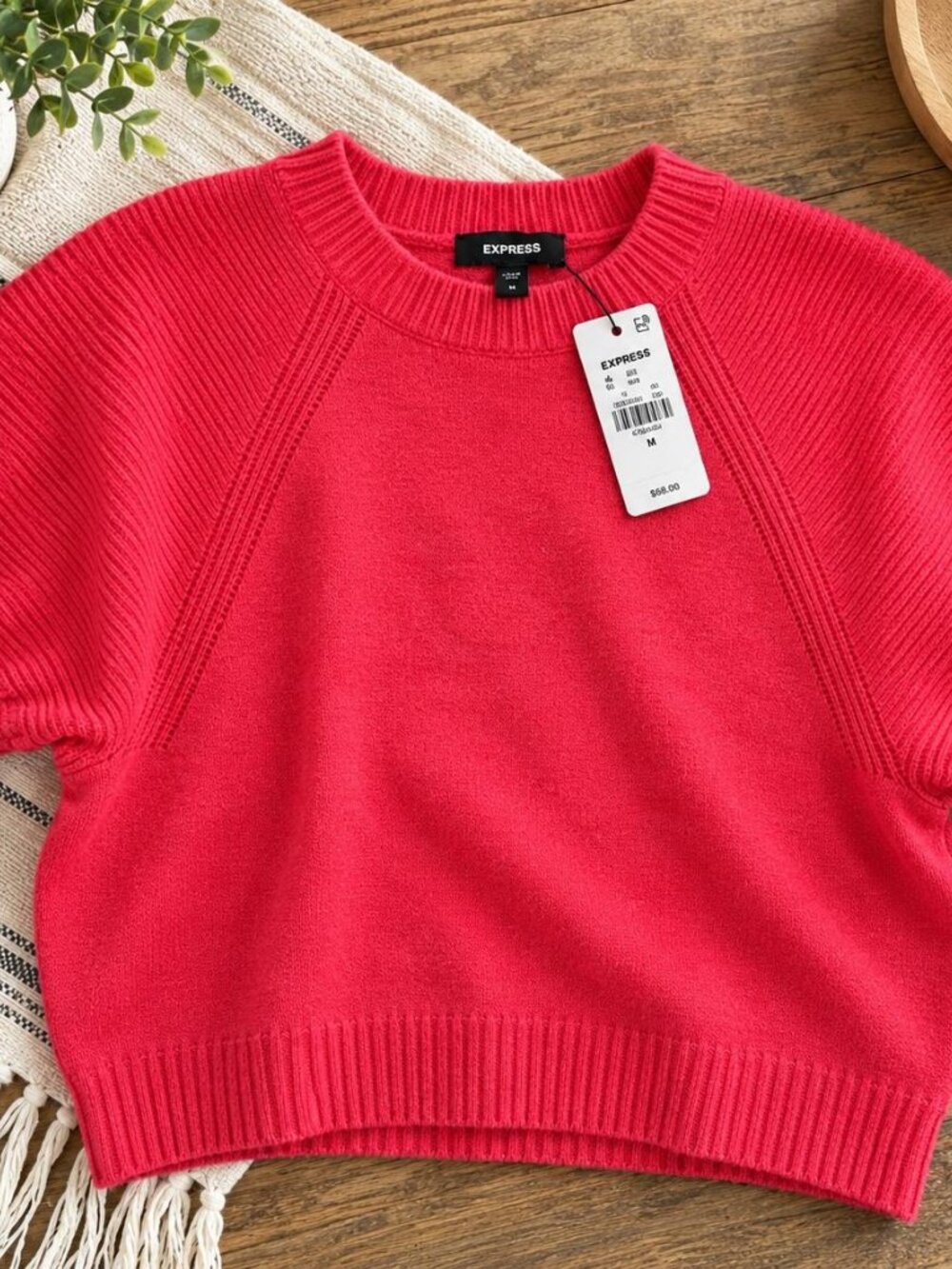 Express Cropped Sweater M Dark Pink NWT Crewneck Short Sleeve